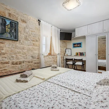 Casa Antignana With View Tinjan